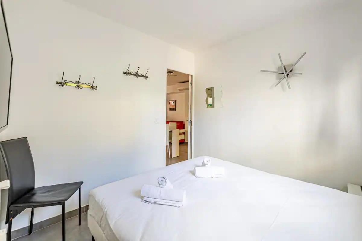 Superbe 3P 2Chambres, 2Terrasses Cannes Centre-Ville, 4 Min A Pied De La Croisette Sas-Meredith Loc 外观 照片